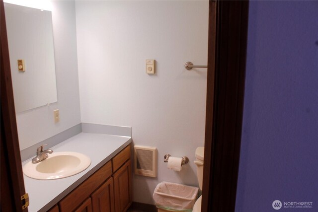 19494 N N Pl, Long Beach, WA 98631 - bathroom featuring vanity and toilet