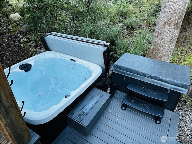 7400 Miller Way, Glacier, WA 98244 - wooden terrace with a hot tub