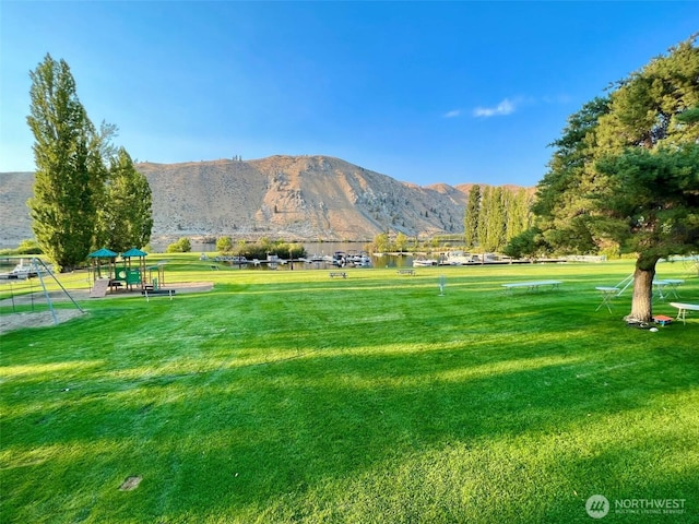 445 Entiat Pl, Orondo, WA 98843