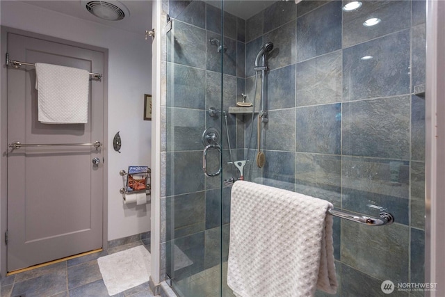 505 Upland Pl, Mount Vernon, WA 98273 - full bath featuring a shower stall, baseboards, and stone finish flooring
