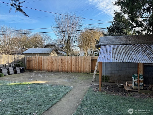 1228 22nd Ave, Longview, WA 98632 - view of yard featuring a patio area