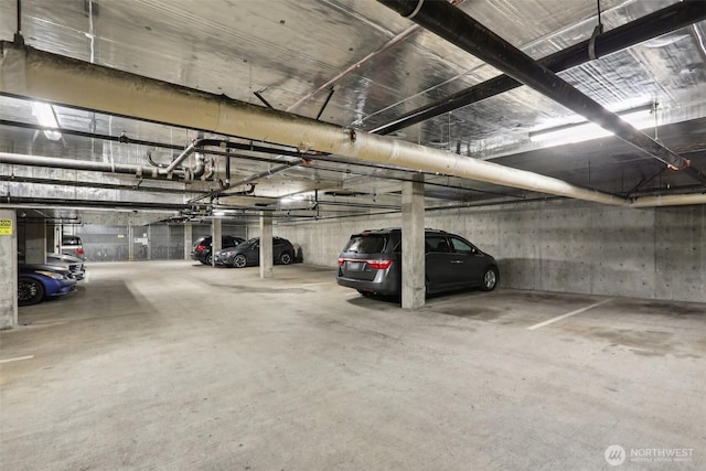 2415 2nd Ave Unit 543, Seattle, WA 98121 - view of parking deck
