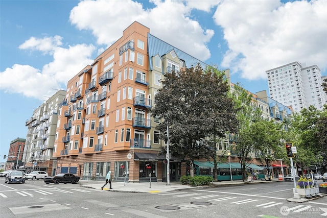 2415 2nd Ave Unit 543, Seattle, WA 98121 - view of property