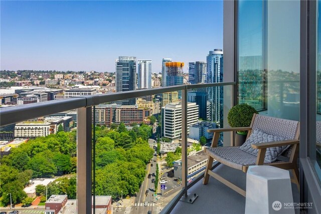 2510 6th Ave Unit 2802, Seattle, WA 98121 - balcony with a city view