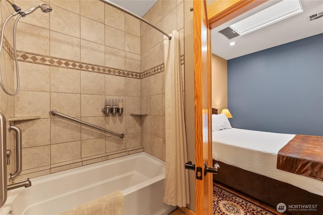 140 Twisp Ave W Unit 204, Twisp, WA 98856 - full bath with shower / bath combo with shower curtain