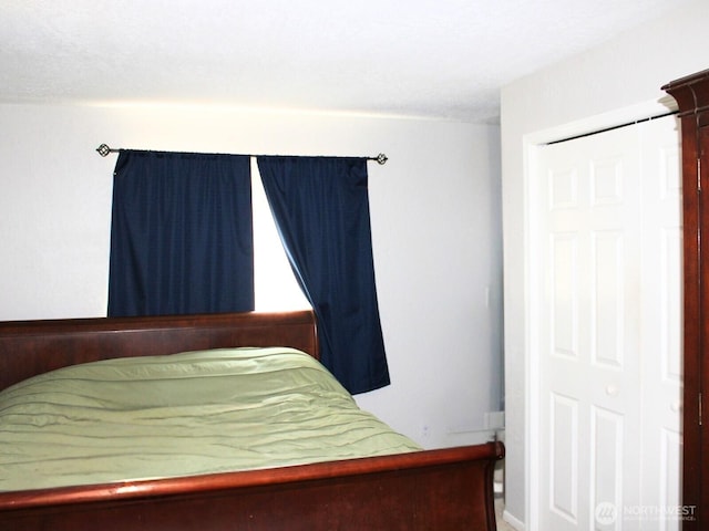 9020 Corbin Dr, Everett, WA 98204 - view of bedroom