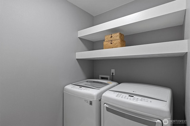 31632 19th Dr NW, Stanwood, WA 98292 - laundry room with washing machine and dryer