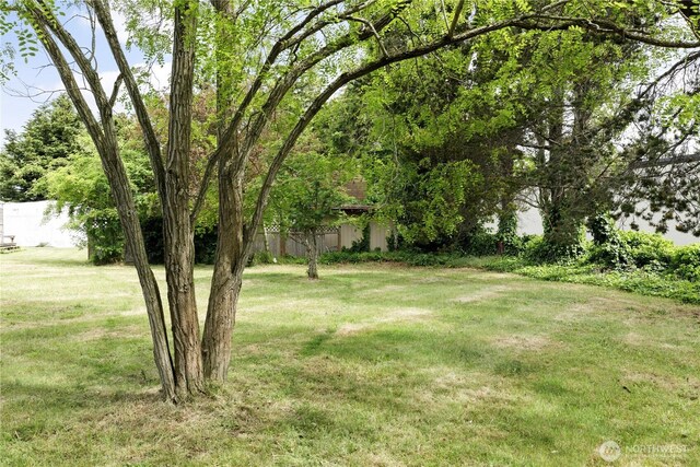 1020 SW Bowmer St, Oak Harbor, WA 98277 - view of yard