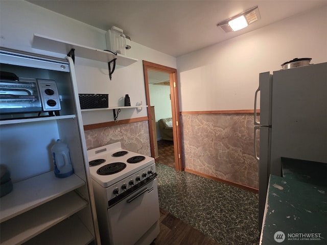 513 W 1st St, South Bend, WA 98586 - photo 39