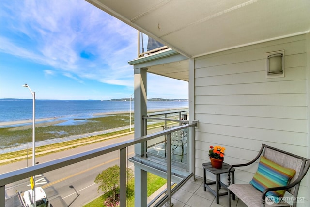 1526 Alki Ave SW Unit 303, Seattle, WA 98116 - balcony featuring view of water and beach