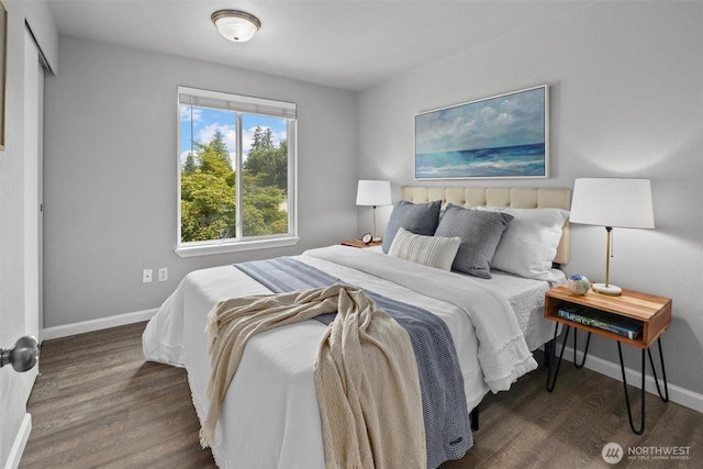 11620 28th St NE, Lake Stevens, WA 98258 - bedroom featuring wood finished floors and baseboards