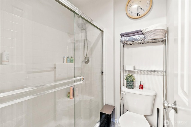 6499 Francis Loop SE, Auburn, WA 98092 - bathroom featuring toilet and a shower stall