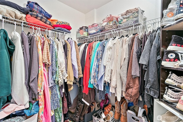 6499 Francis Loop SE, Auburn, WA 98092 - view of spacious closet