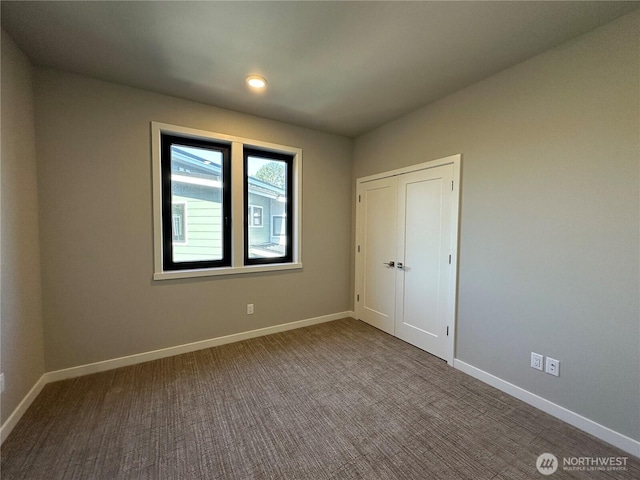 574 Creston Ct, Bellingham, WA 98226 - unfurnished bedroom with baseboards, carpet floors, and recessed lighting