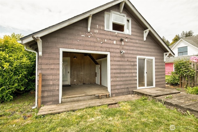 212 Hayes St, Hoquiam, WA 98550 - back of property featuring an outdoor structure