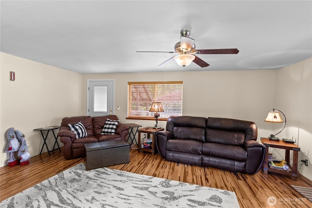 51 Deer Meadow Ln, Naches, WA 98937 - living area with ceiling fan and wood finished floors