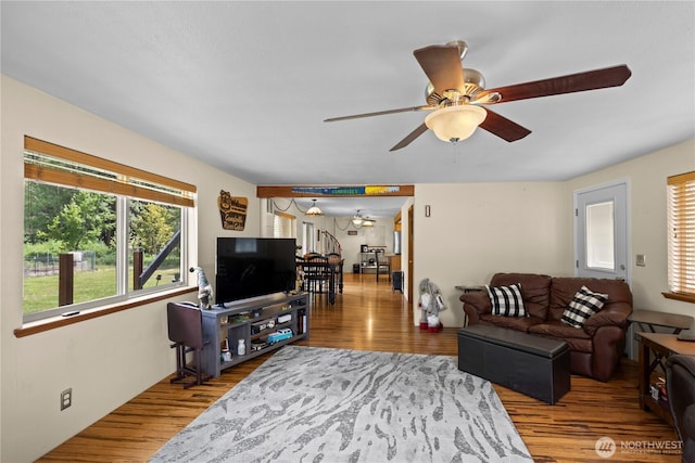 51 Deer Meadow Ln, Naches, WA 98937 - living area with wood finished floors and a ceiling fan
