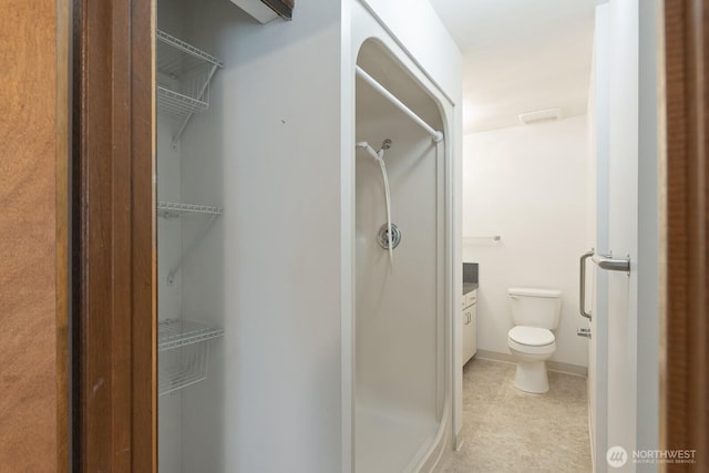 310 S 11th St Unit 106, Mount Vernon, WA 98274 - full bath featuring a shower stall and vanity