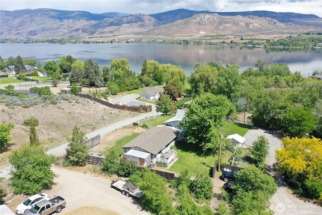 6 Elgin Way, Oroville, WA 98844 - bird's eye view of a water and mountain view