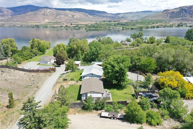 6 Elgin Way, Oroville, WA 98844 - bird's eye view of a water and mountain view