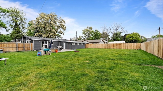 311 W Clay, Dayton, WA 99328 - view of yard with a patio