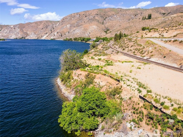 2523 Stayman Flats Rd, Chelan, WA 98816