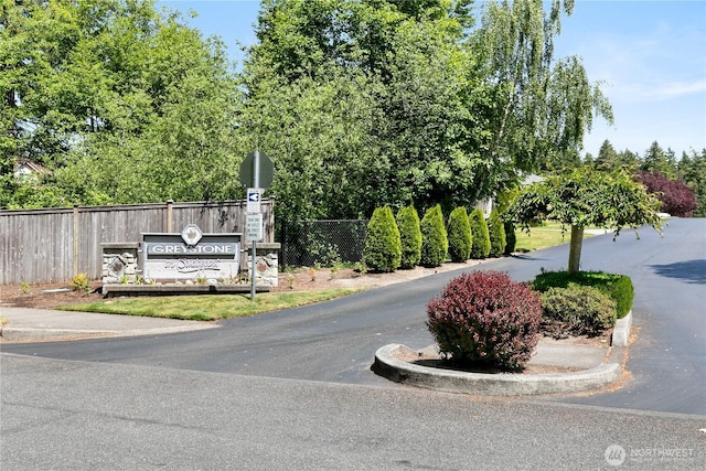 7417 53rd Street Ct W, University Place, WA 98467 - view of community sign