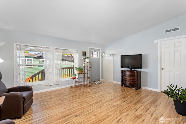 300 SW 7th Ave Unit 127, Battle Ground, WA 98604 - living room with light wood finished floors and vaulted ceiling