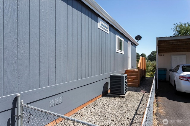 300 SW 7th Ave Unit 127, Battle Ground, WA 98604 - view of side of property featuring a central AC unit