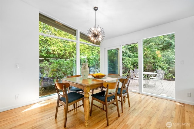 5 Wembley Ln, Mercer Island, WA 98040 - sunroom with a chandelier
