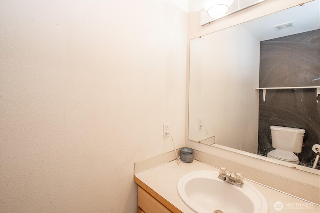 19011 89th Ave E, Puyallup, WA 98375 - bathroom with vanity and toilet