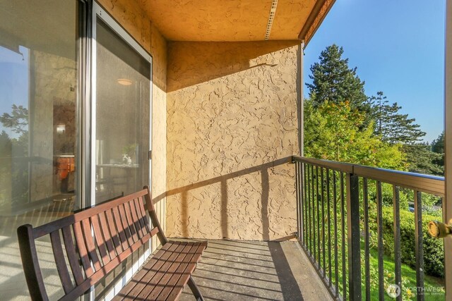 14513 127th Ln NE Unit N46, Kirkland, WA 98034 - view of balcony