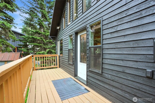 1051 Yellowstone, Snoqualmie Pass, WA 98068 - view of wooden deck