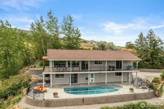 1901 Sleepy Hollow Rd, Wenatchee, WA 98801 - rear view of house featuring a patio area and a hot tub