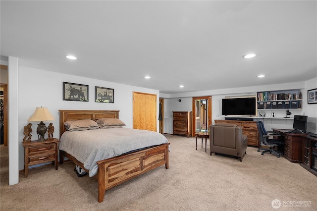 51 E Glamis Ct, Shelton, WA 98584 - bedroom featuring light carpet, a desk, and recessed lighting
