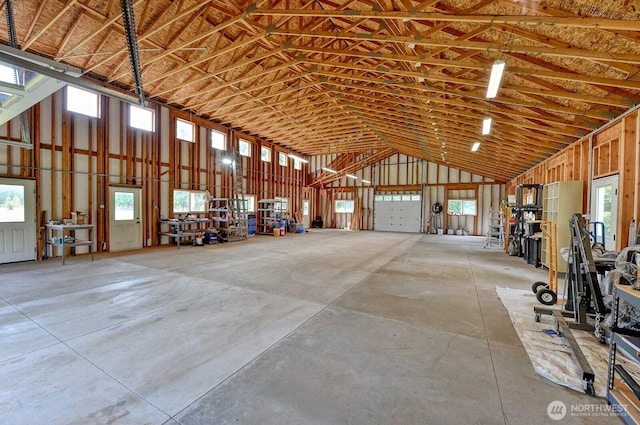 936 W Axton Rd, Bellingham, WA 98226 - view of garage