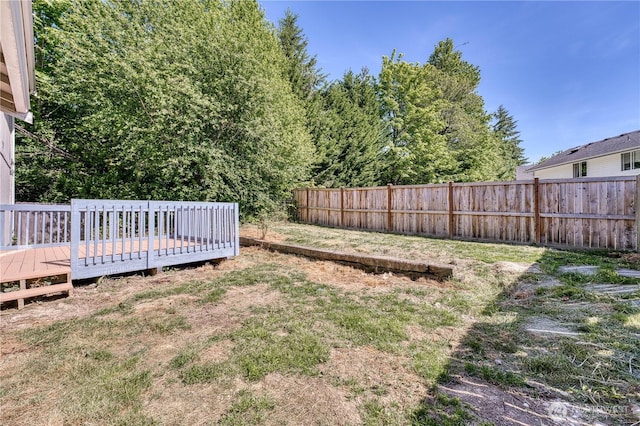 912 Eagle Crest Pl, Port Orchard, WA 98366 - view of yard with a deck