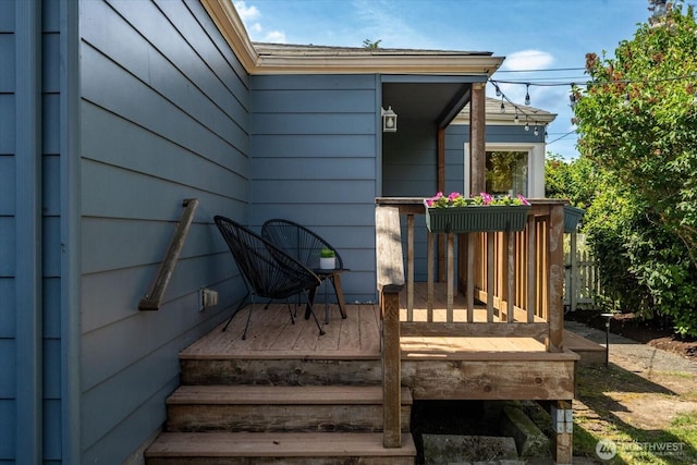7530 25th Ave NW, Seattle, WA 98117 - view of wooden terrace