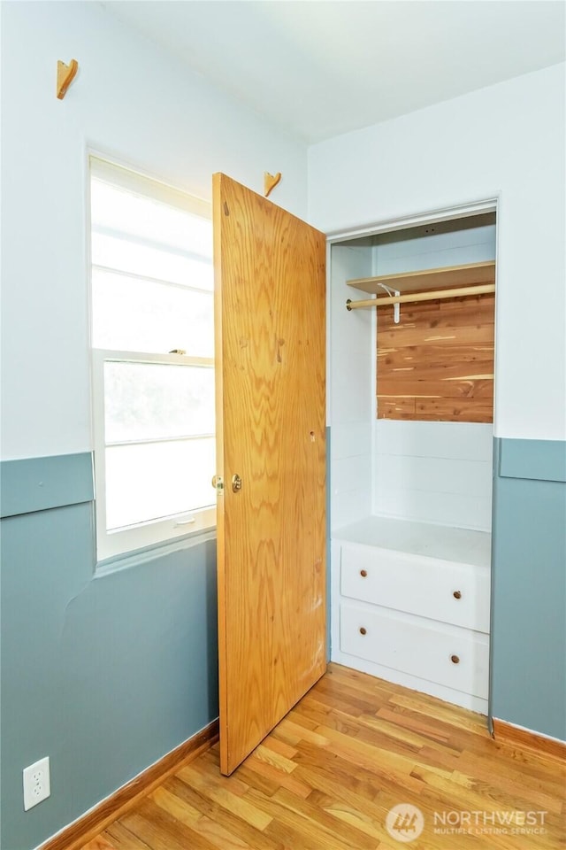 813 E 3rd Ave, Ellensburg, WA 98926 - view of closet