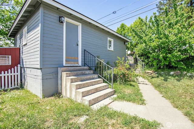 813 E 3rd Ave, Ellensburg, WA 98926 - view of entrance to property