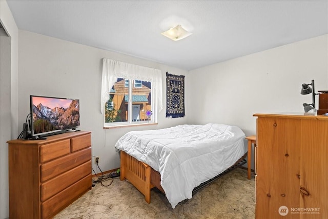 741 Twin Lakes Rd, Cle Elum, WA 98922 - bedroom with light colored carpet