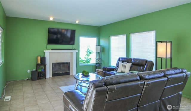 301 Canyon Pl, Wenatchee, WA 98801 - tiled living room featuring a tile fireplace and recessed lighting