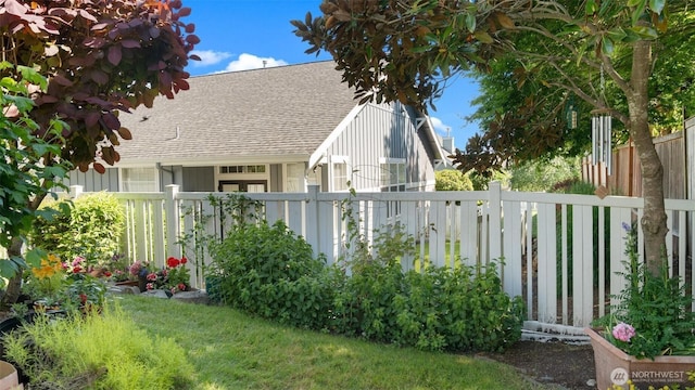 221 NE Honey Locust Ct, Poulsbo, WA 98370 - view of yard