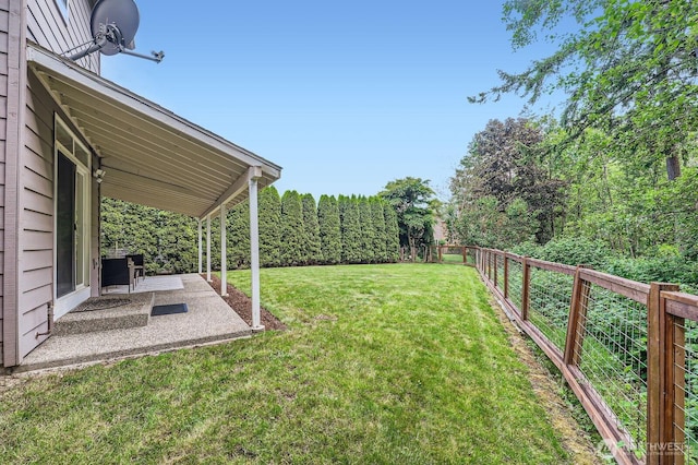 3402 174th Pl SE, Bothell, WA 98012 - view of yard with a patio area