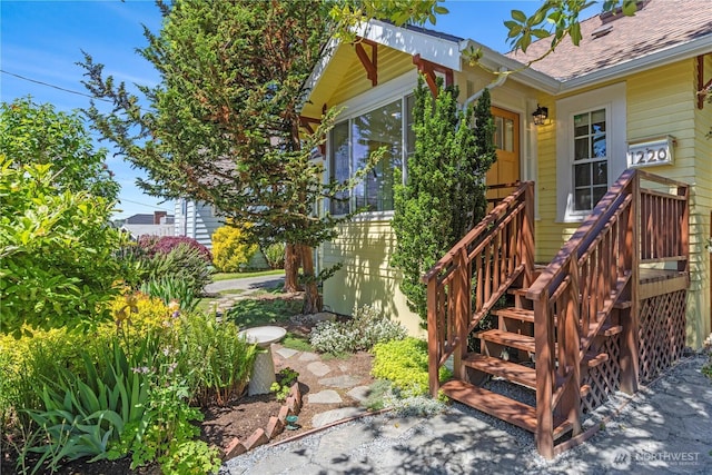 1220 SW Orchard St, Seattle, WA 98106 - entrance to property with roof with shingles