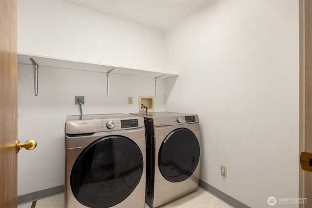 32227 Old Hansville Rd NE, Kingston, WA 98346 - laundry area featuring baseboards and washing machine and dryer