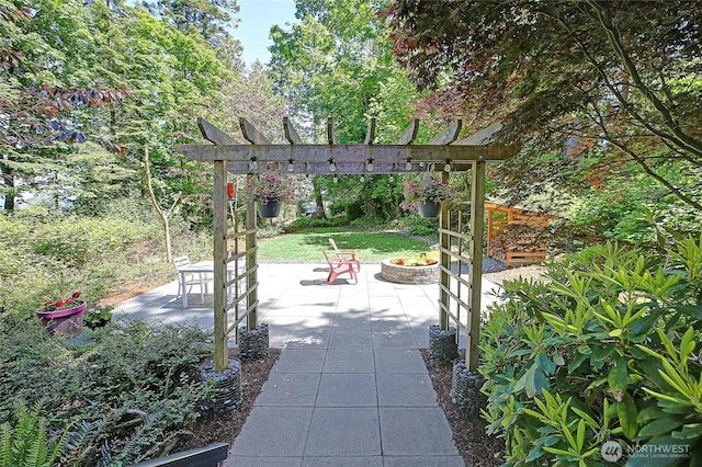 1577 Arrowhead Beach Rd, Camano Island, WA 98282 - view of home's community featuring a fire pit and a patio area