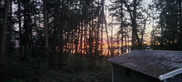 1577 Arrowhead Beach Rd, Camano Island, WA 98282 - view of nature at dusk