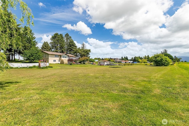 405 E Wiser Lake Rd, Lynden, WA 98264 - view of green lawn