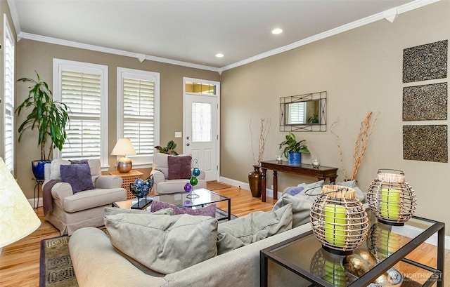 7623 152nd St SE, Snohomish, WA 98296 - living area featuring ornamental molding, light wood-style floors, baseboards, and recessed lighting